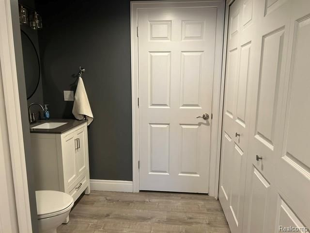 15471 Whitaker Road, Fenton Charter Township, MI 48451