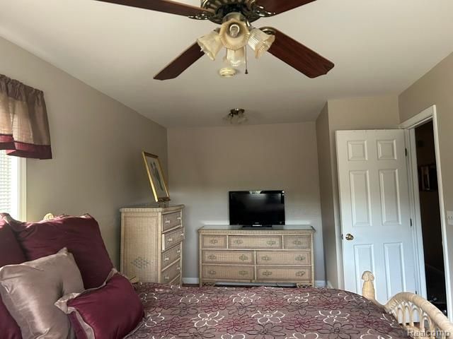 15471 Whitaker Road, Fenton Charter Township, MI 48451