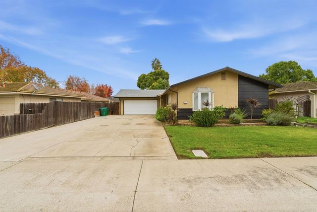 412 Tioga Dr, Lodi, CA 95242