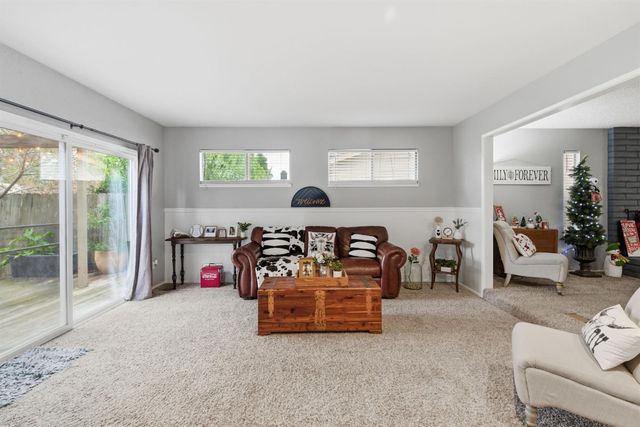 412 Tioga Dr, Lodi, CA 95242