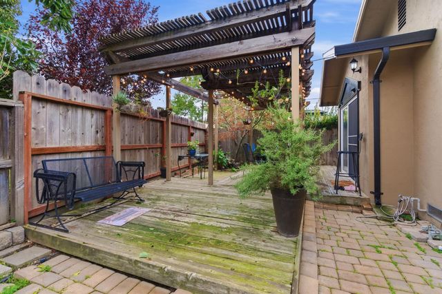 412 Tioga Dr, Lodi, CA 95242