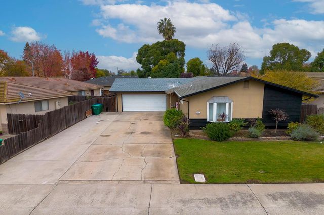 412 Tioga Dr, Lodi, CA 95242