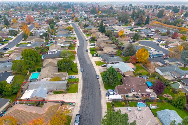412 Tioga Dr, Lodi, CA 95242