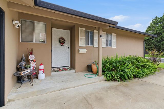 412 Tioga Dr, Lodi, CA 95242