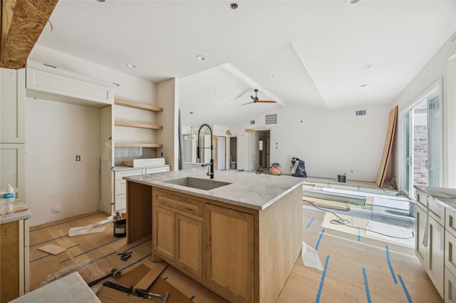 10155 Hanka Drive, Houston, TX 77043