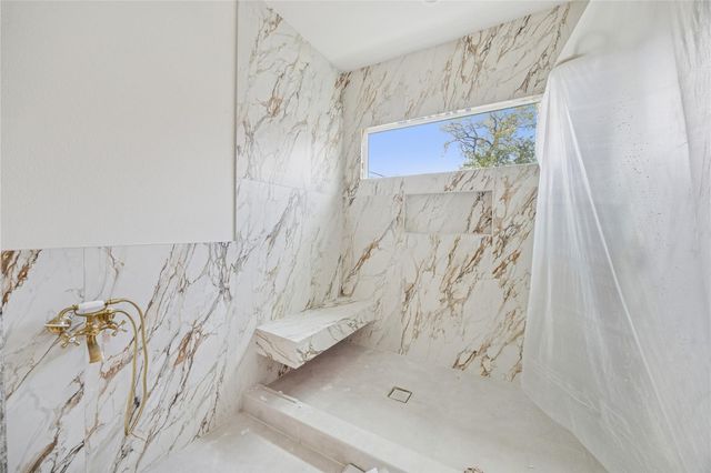 10155 Hanka Drive, Houston, TX 77043