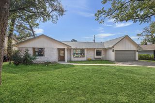 10155 Hanka Drive, Houston, TX 77043