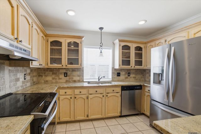 12842 Magnolia Chase Dr, Baton Rouge, LA 70810