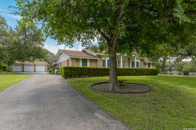 9418 Bluebell Dr, Garden Ridge, TX 78266