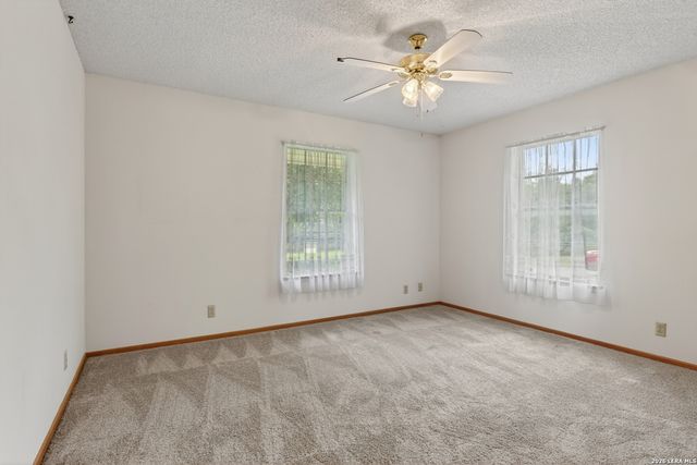 9418 Bluebell Dr, Garden Ridge, TX 78266
