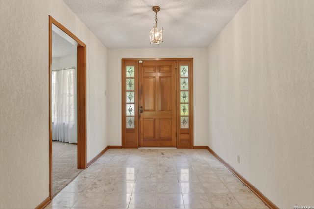 9418 Bluebell Dr, Garden Ridge, TX 78266