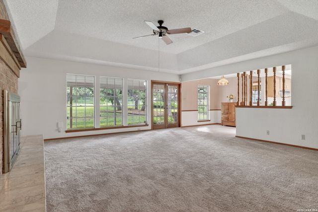 9418 Bluebell Dr, Garden Ridge, TX 78266