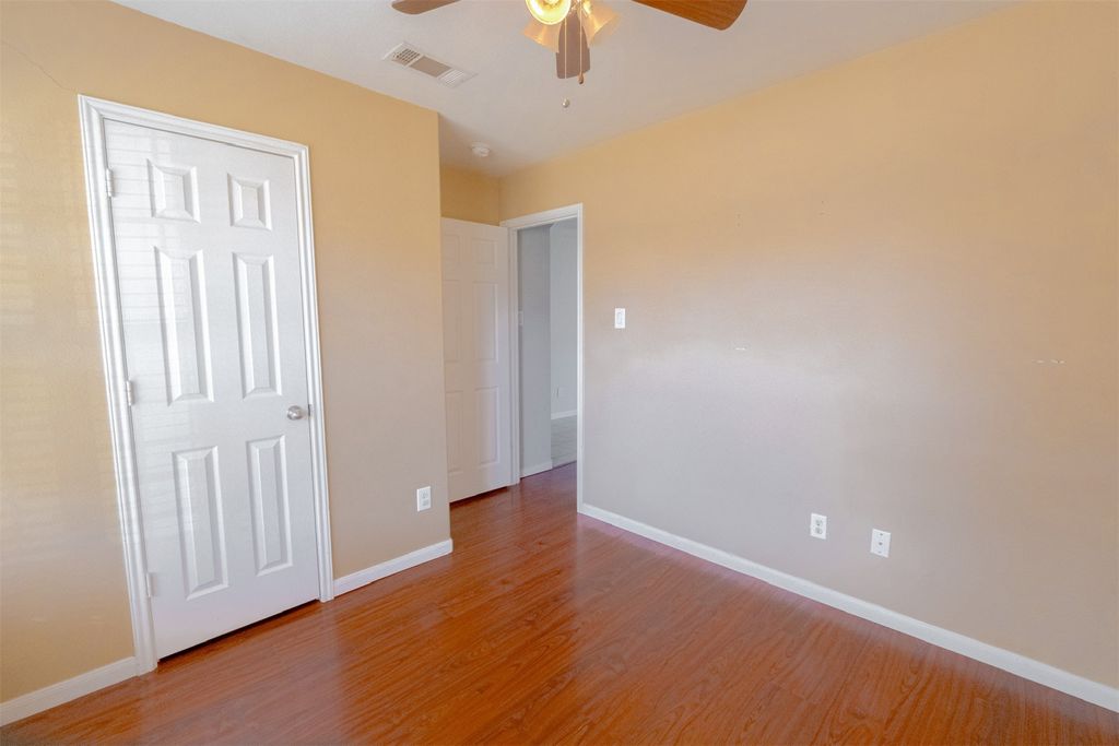 636 Noble Grove Lane, Fort Worth, TX 76140 — photo 3