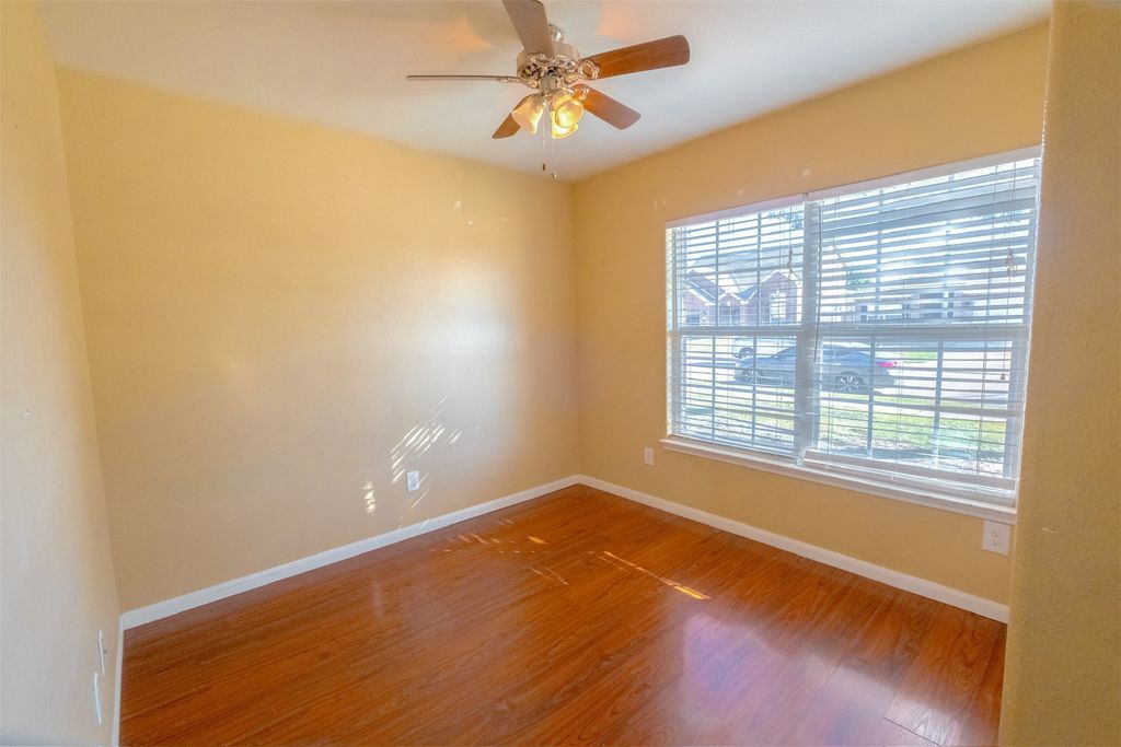 636 Noble Grove Lane, Fort Worth, TX 76140 — photo 4