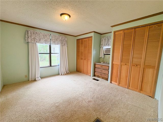 178 Bush Gardens, Alden, NY 14004