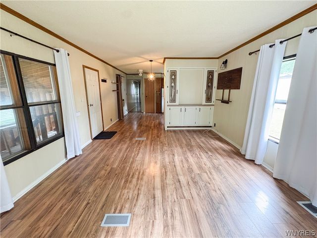 178 Bush Gardens, Alden, NY 14004
