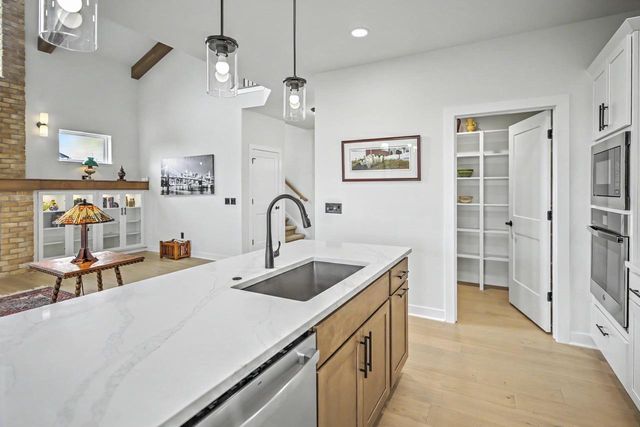 4525 Hooded Merganser Drive, Middleton, WI 53562