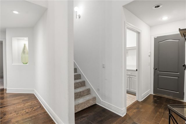 2354 W Eiffel Crossing, Fayetteville, AR 72704