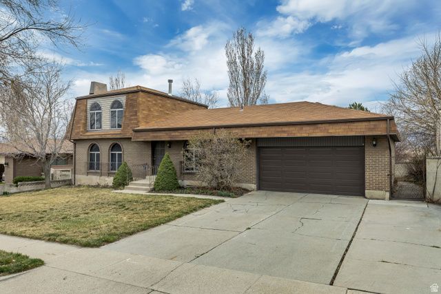 5731 S BLAKE DR, Taylorsville, UT 84129