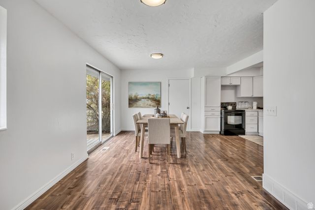 5731 S BLAKE DR, Taylorsville, UT 84129