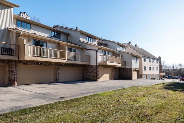 2918 Cimarron Trail, Madison, WI 53719