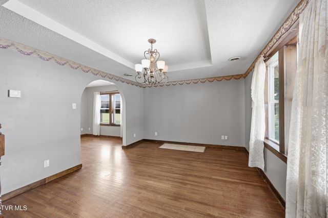 1830 Pittstown Road, Bristol, VA 24201