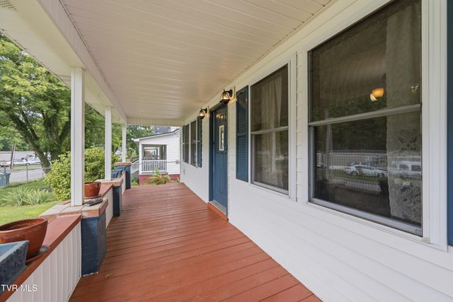1830 Pittstown Road, Bristol, VA 24201