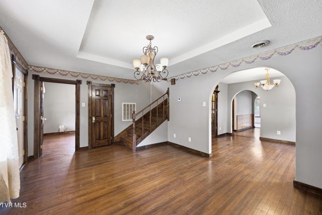 1830 Pittstown Road, Bristol, VA 24201