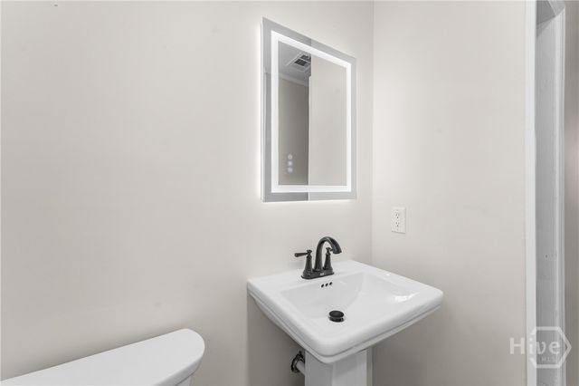 2318 Florida Avenue, Savannah, GA 31404