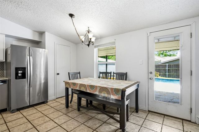 4100 Coronet Lane, Arlington, TX 76017
