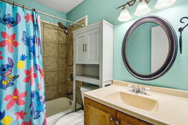 4100 Coronet Lane, Arlington, TX 76017