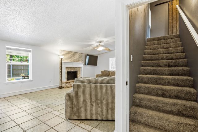 4100 Coronet Lane, Arlington, TX 76017