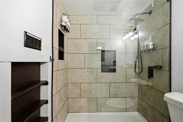 4100 Coronet Lane, Arlington, TX 76017