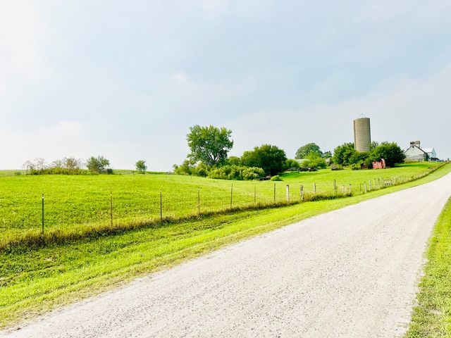 1146 N 2150th Road, Ottawa, IL 61350