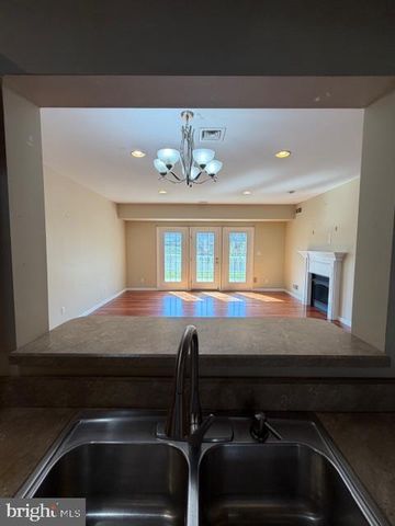 688 STOVERDALE RD, Hummelstown, PA 17036