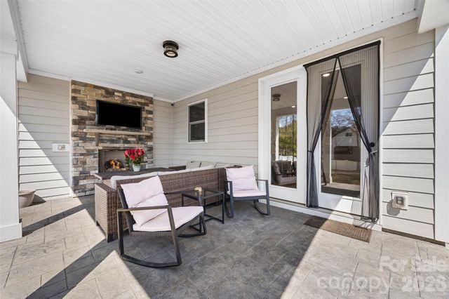 13810 Derby Farm Lane, Charlotte, NC 28278