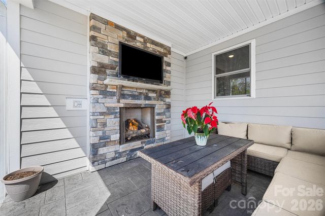 13810 Derby Farm Lane, Charlotte, NC 28278