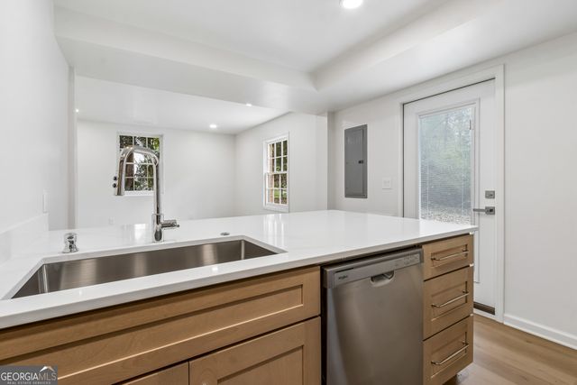 5124 Vermack Road, Dunwoody, GA 30338