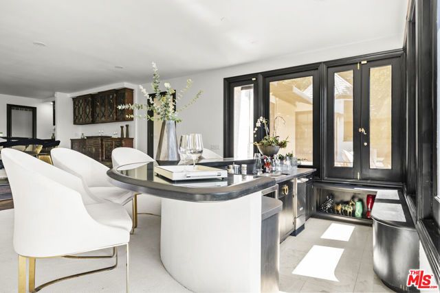 10981 Bellagio Road, Los Angeles, CA 90077