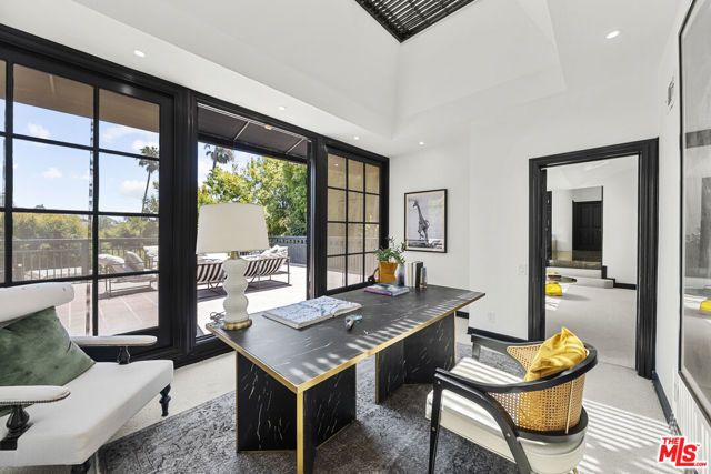 10981 Bellagio Road, Los Angeles, CA 90077