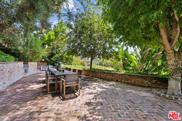 10981 Bellagio Road, Los Angeles, CA 90077
