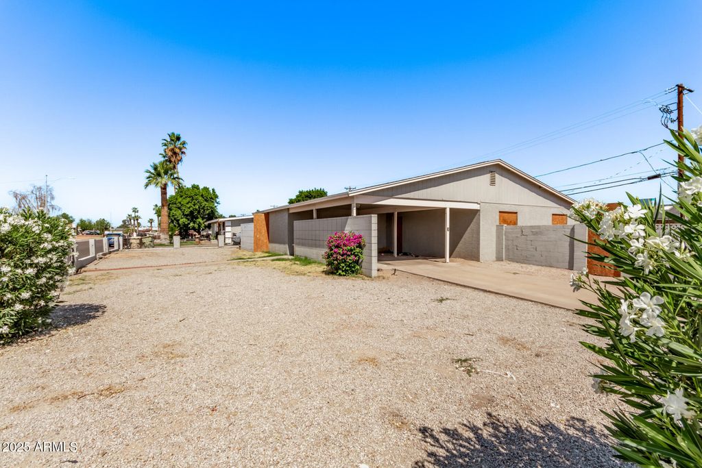 5902 W ORANGE Drive, Glendale, AZ 85301 — photo 3