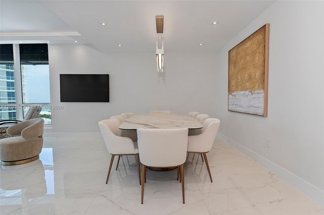 100 S Pointe Drive 910, Miami Beach, FL 33139