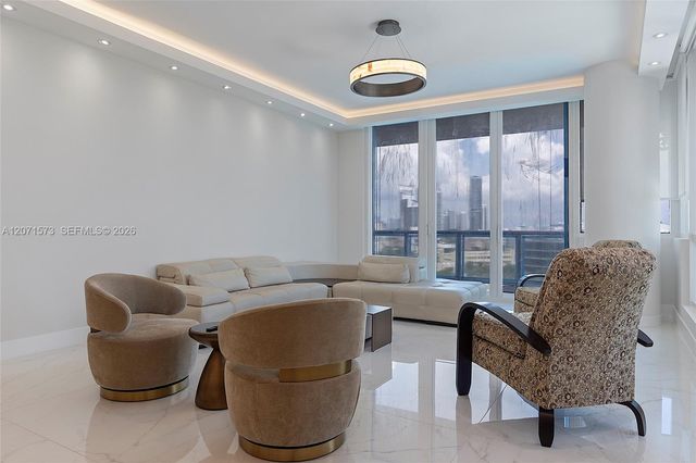 100 S Pointe Drive 910, Miami Beach, FL 33139