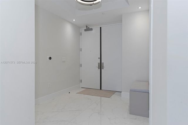 100 S Pointe Drive 910, Miami Beach, FL 33139