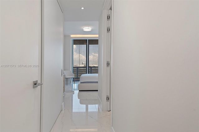 100 S Pointe Drive 910, Miami Beach, FL 33139