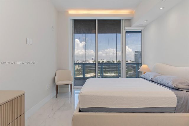 100 S Pointe Drive 910, Miami Beach, FL 33139