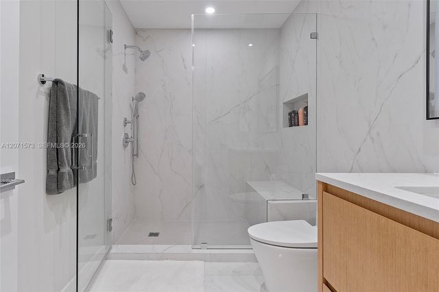 100 S Pointe Drive 910, Miami Beach, FL 33139