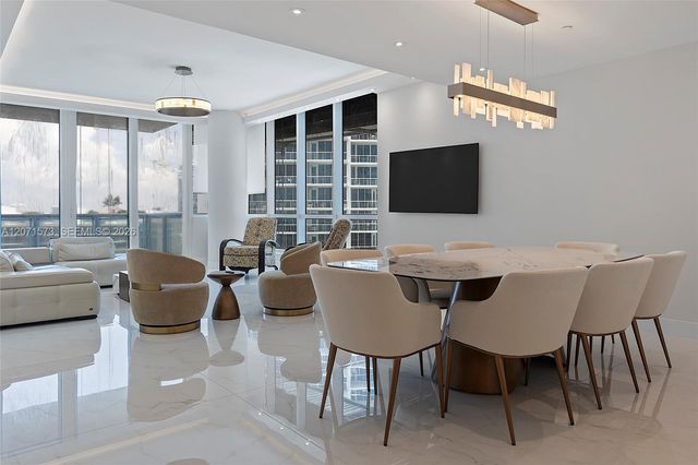 100 S Pointe Drive 910, Miami Beach, FL 33139