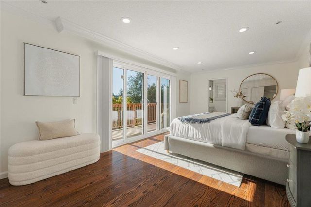 1207 Woodview Terrace, Los Altos, CA 94024